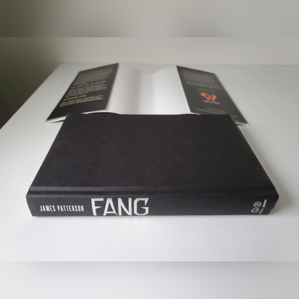 Fang | Maximum Ride: Book 5 - Picture 5 of 8